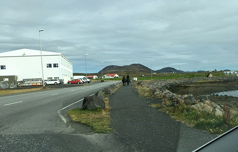 Bannað að ríða í þéttbýli í Grindavík
