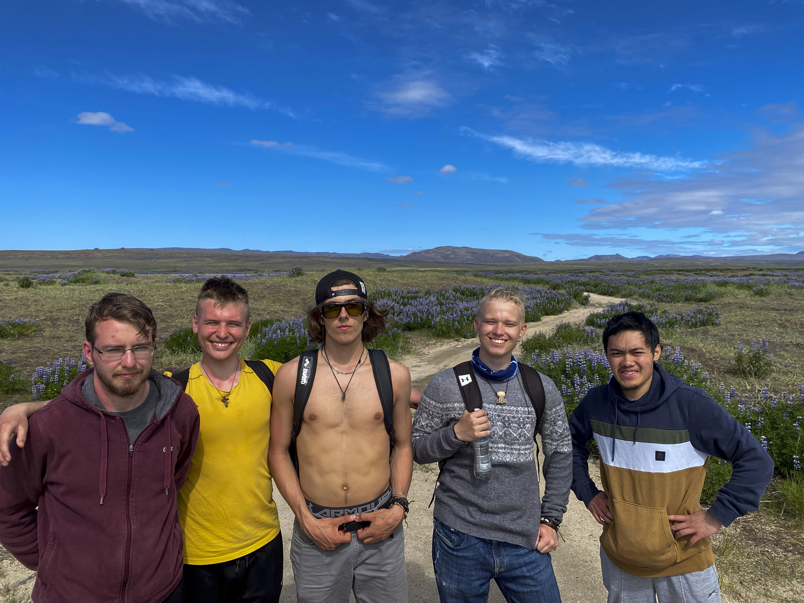 Fimm félagar gengu frá Fagradalsfjalli til Selfoss