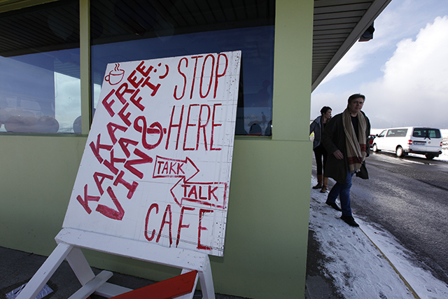 Bjóða í kaffi og hlusta á sögur í gamla aðalhliðinu