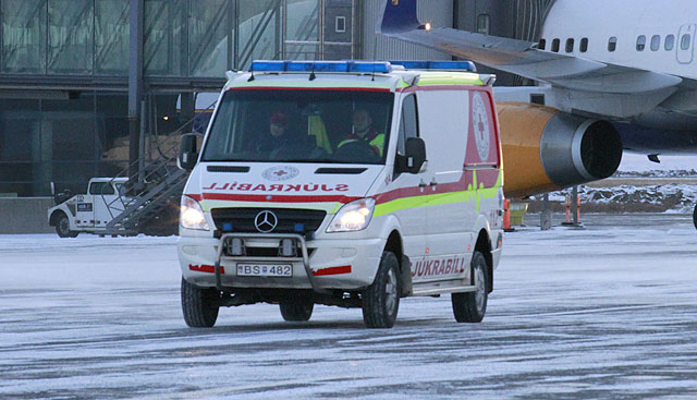 Veikur farþegi frá Amsterdam