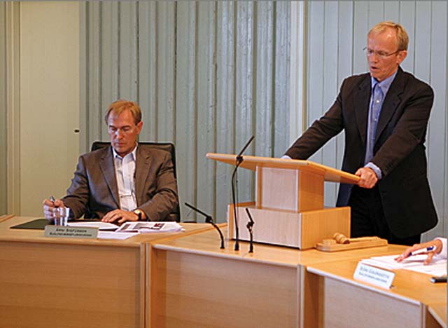 Árni breytir um skoðun í minnihluta