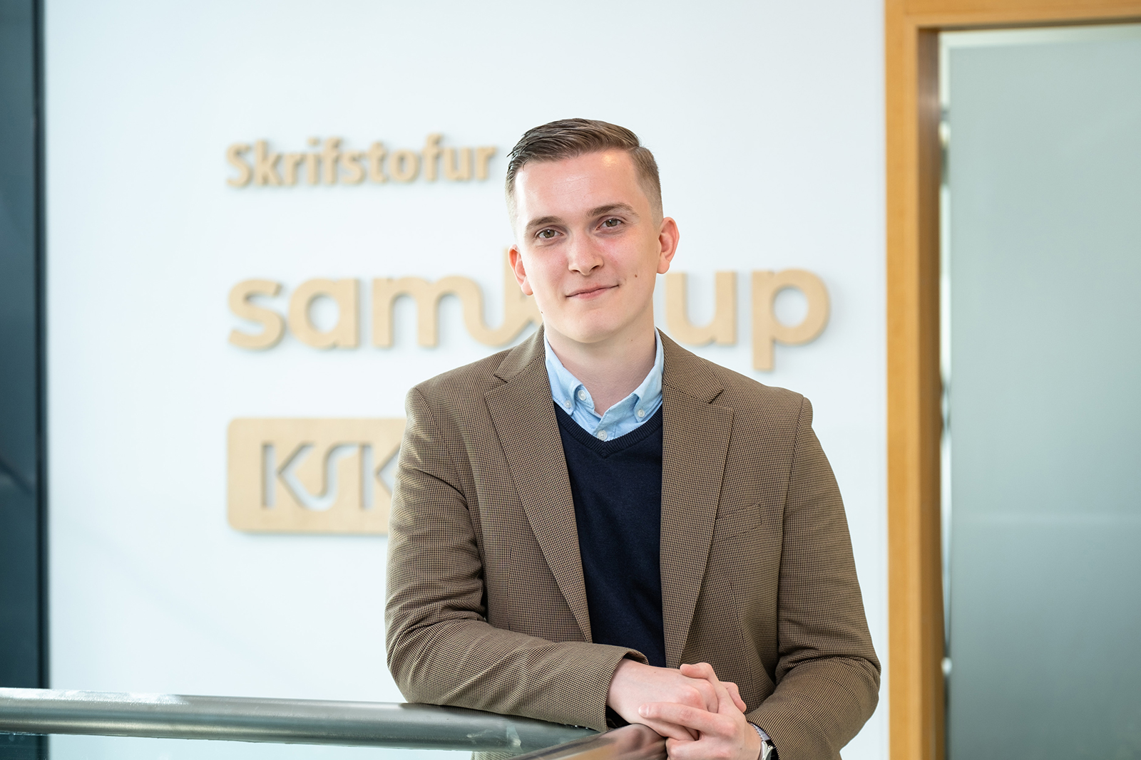 Ræturnar liggja djúpt