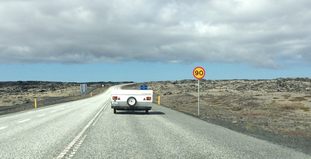Lögreglan biður ferðalanga um að fara varlega um helgina
