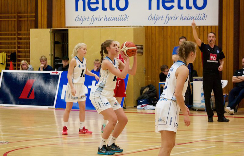 Birna og Thelma Dís á æfingamóti með landsliðinu