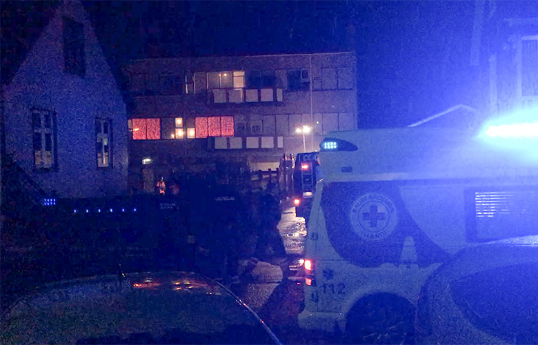 Grunur um íkveikju í fjölbýli við Hafnargötu í nótt