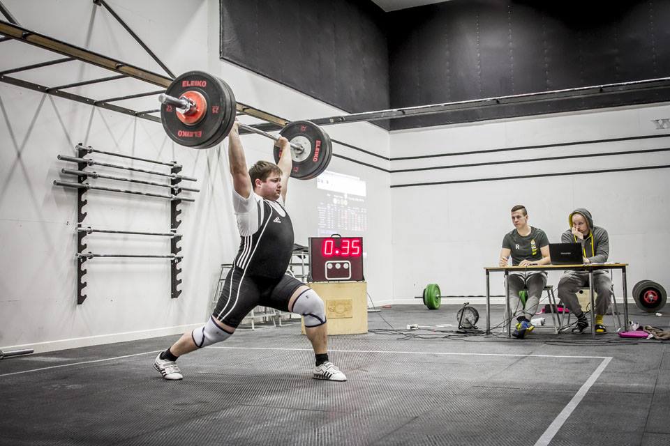 Góð stemmning á lyftingamóti Crossfit Suðurnes