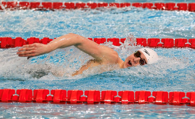 Denas Kazulis með nýtt met