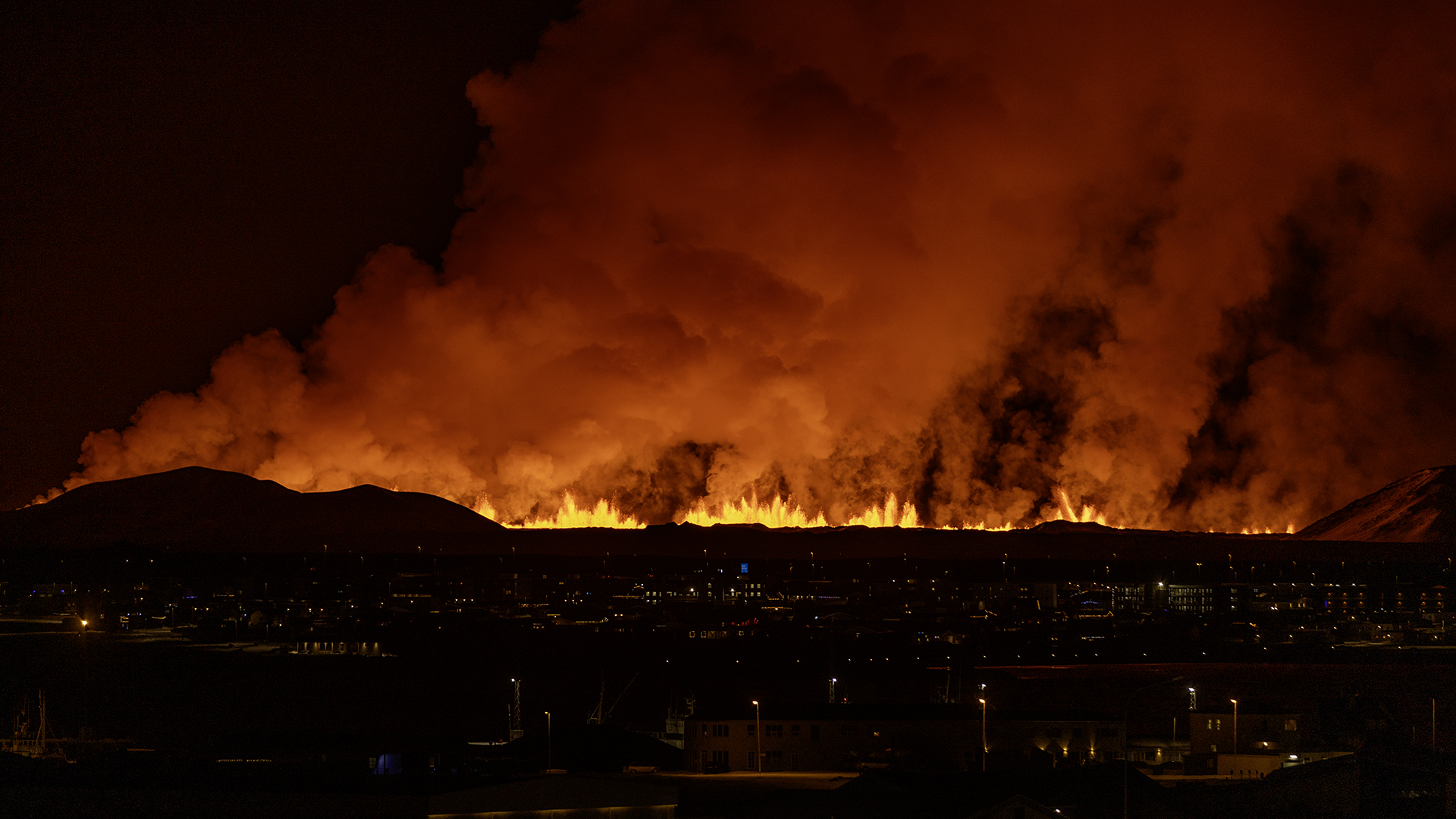 Farið af neyðarstigi almannavarna
