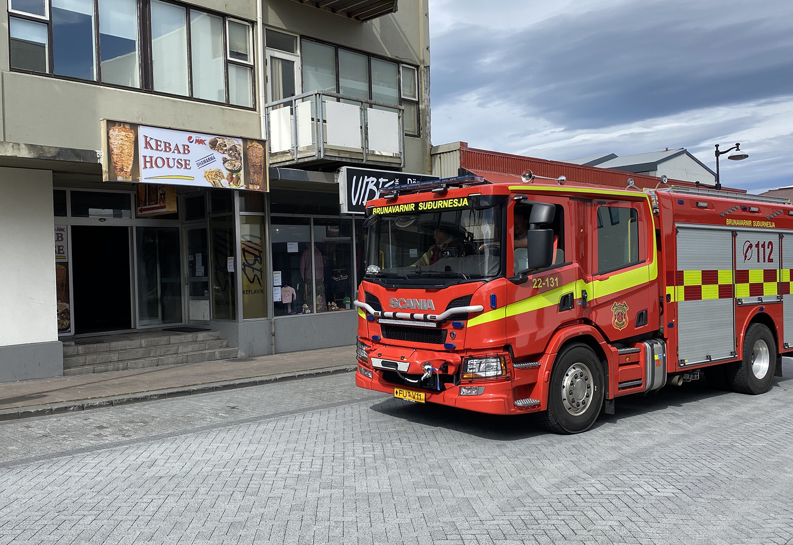 Einn fluttur á sjúkrahús og veitingastaður mikið skemmdur