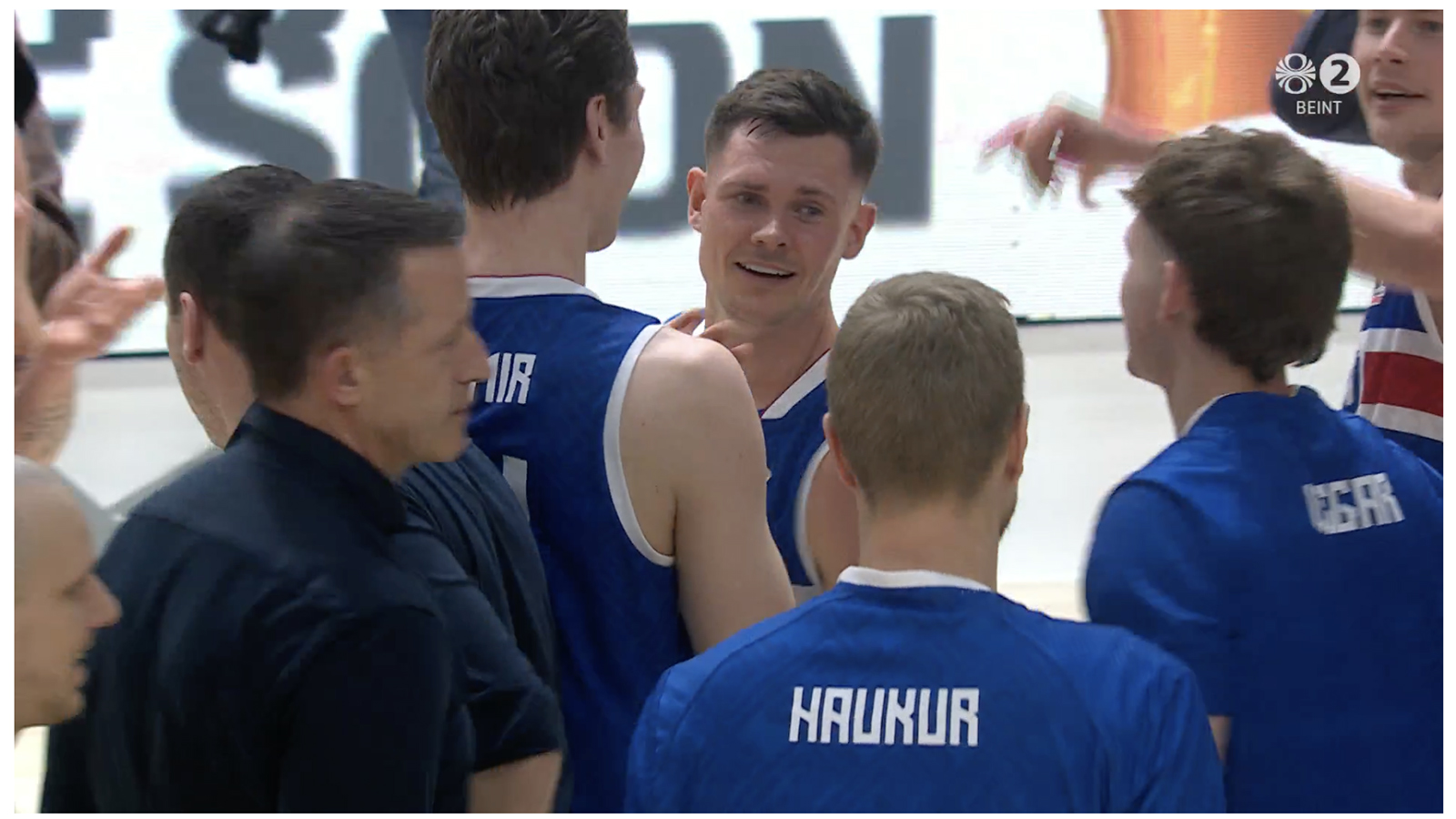 Elvar magnaður með sigurkörfuna gegn Litháen