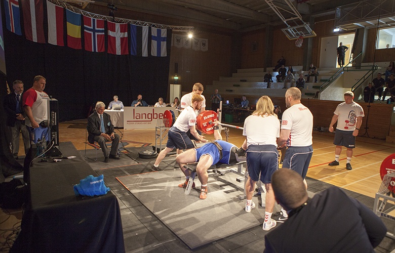 Massafólki hrósað fyrir mótsumgjörð á EM í bekkpressu