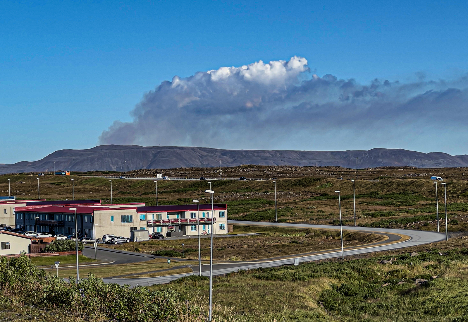 Um 15.000 jarðskjálftar á hálfum mánuði