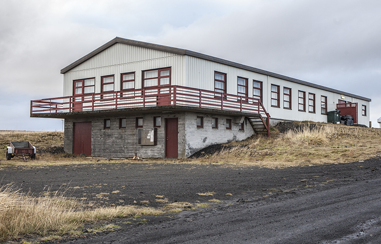 Bílaleigustarfsmenn fá ekki að sofa í hesthúsabyggð