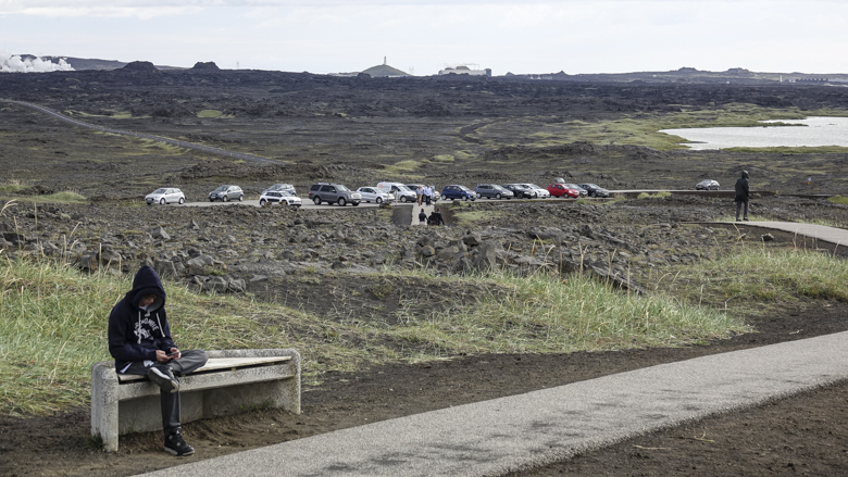 Þremur árum á eftir áætlun
