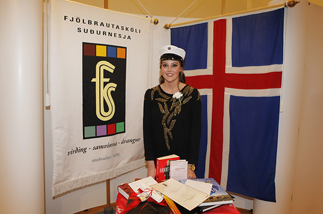 Sara Lind dúx á haustönn FS