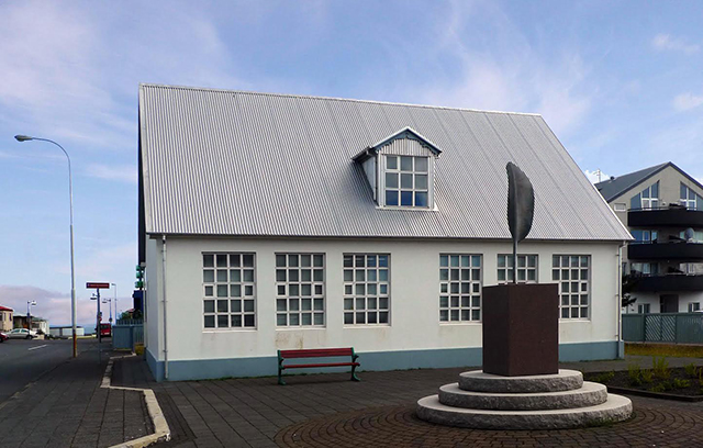 Jafningjastuðningsfundur í Fjölskyldusetrinu