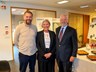 Frægur flugmaður heimsótti gamlar heimaslóðir á varnarsvæðinu 