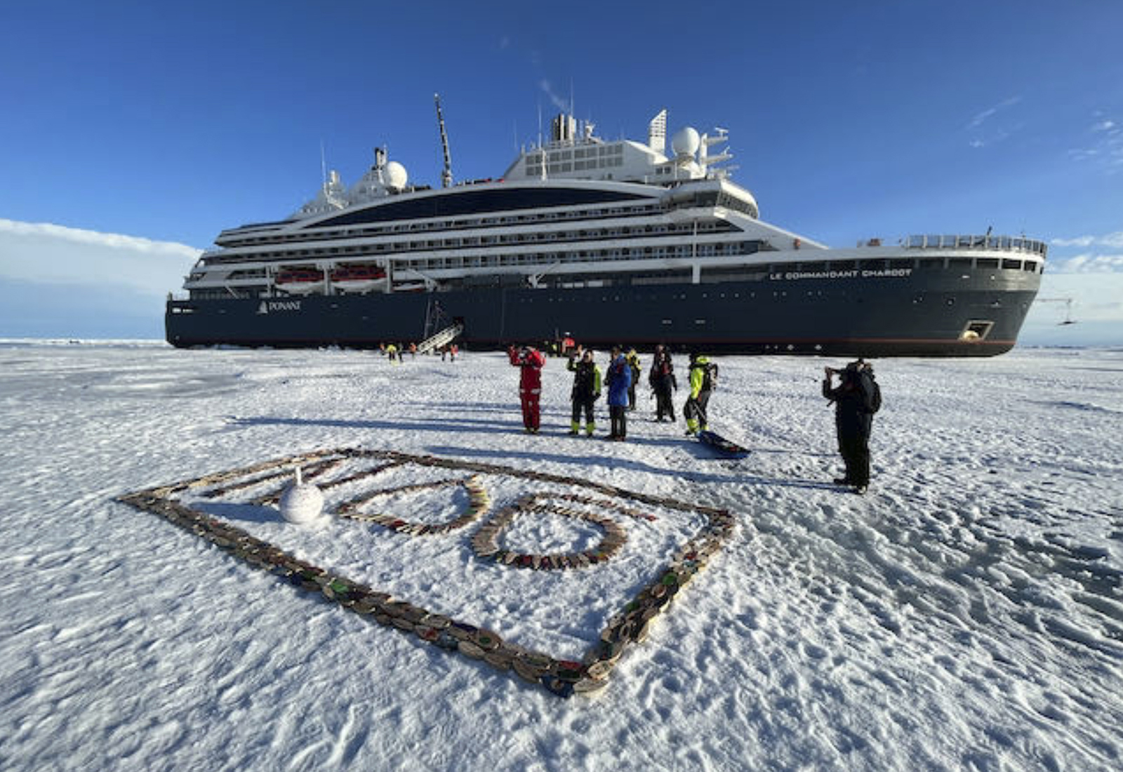 Bátafloti frá Sandgerði kominn á Norðurpólinn