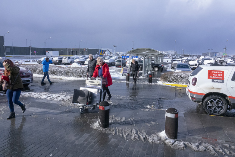 Allar líkur á að bílastæðin við flugstöðina fyllist um páskana