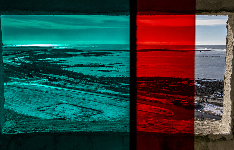 Garðskagaviti logar glatt