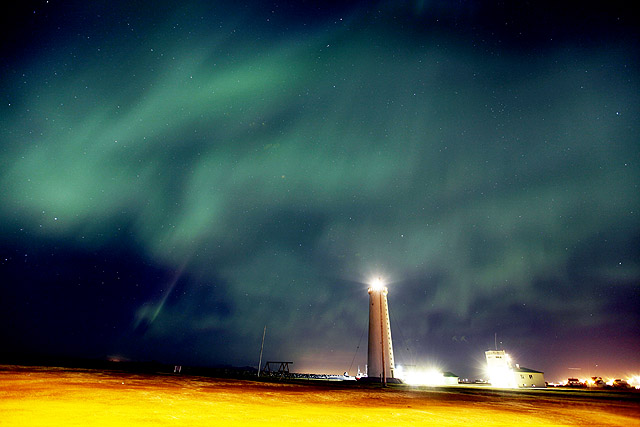 Garðskagi ljómaði í norðurljósum