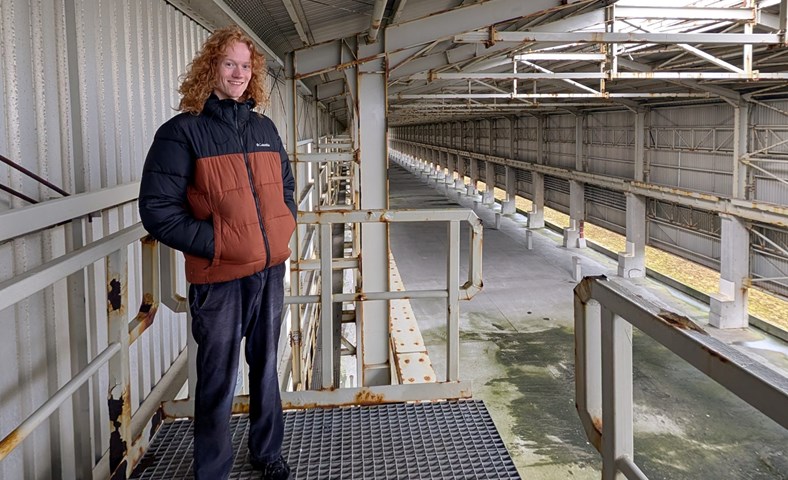 Flugvélaverkfræðingur og hönnuður rannsakar hringrásarmöguleika í Græna iðngarðinum