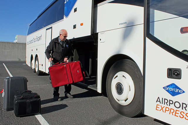Rútuferðir milli Keflavíkurflugvallar og Akureyrar næsta vor
