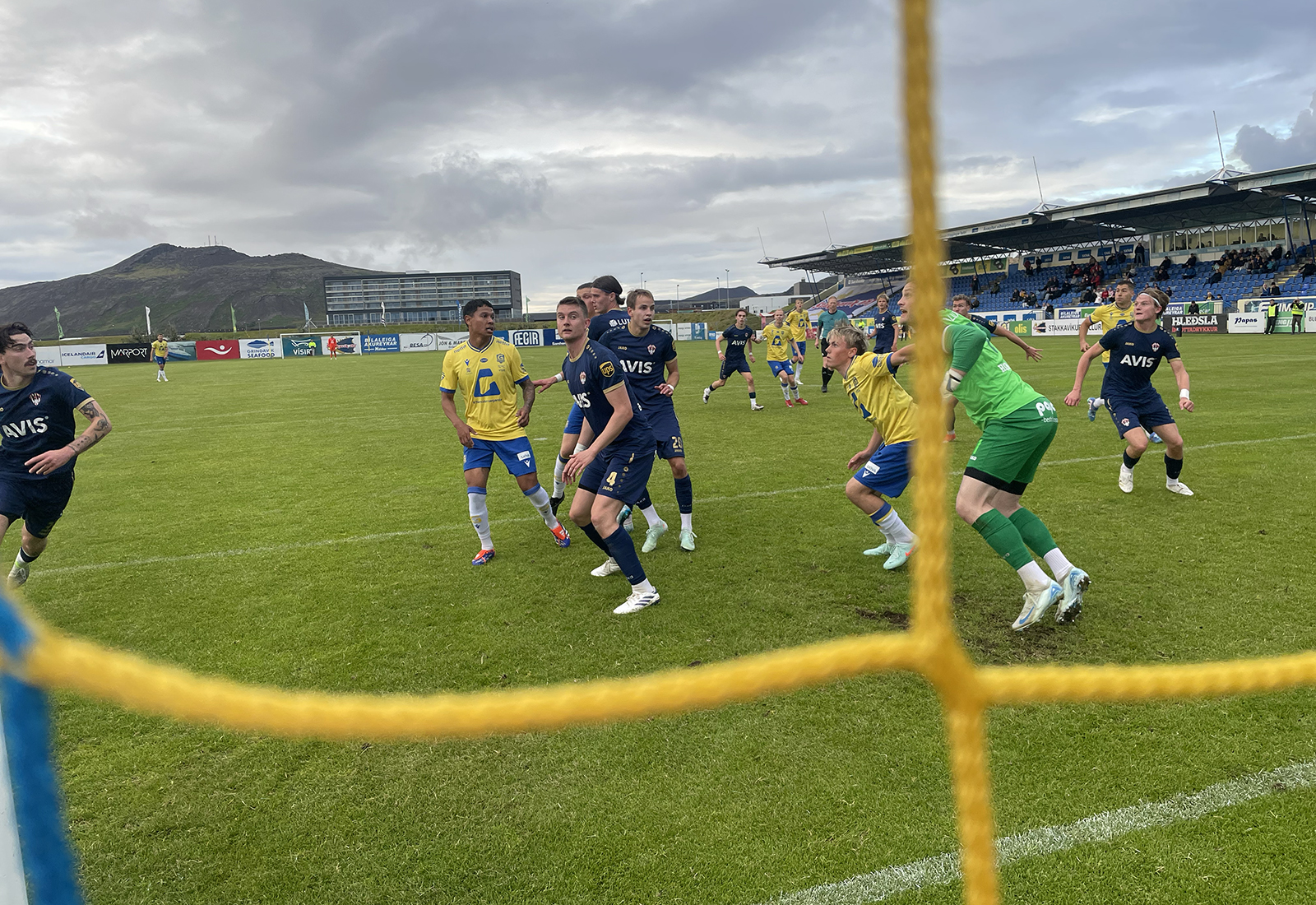 Einungis tvö stig af níu mögulegum í hús Suðurnesjaliðanna