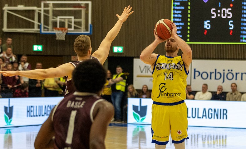 Grindvíkingar tóku fyrsta leikinn gegn Stólunum