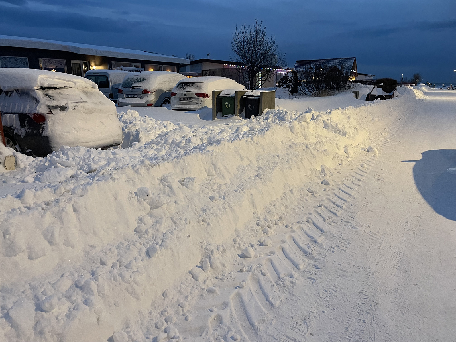 Innilokaðir Grindvíkingar