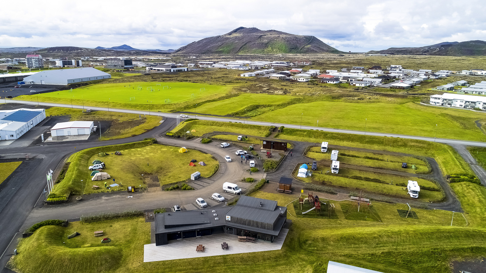 Vatnslögn til Grindavíkur laskaðist í skjálftanum