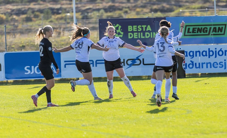 Emma skoraði tvisvar á tveimur mínútum í sigri Grindavíkur/Njarðvíkur