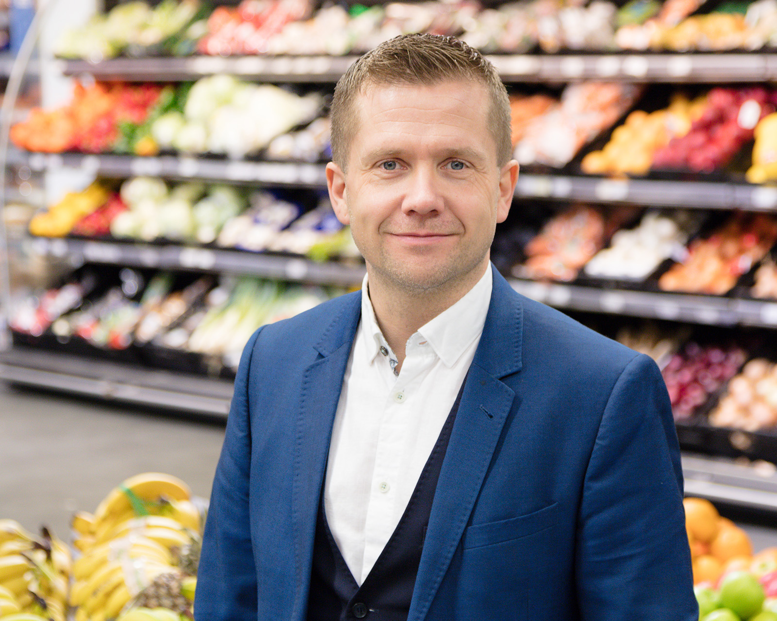 Samruni samþykktur - forstjóri Samkaupa hættir