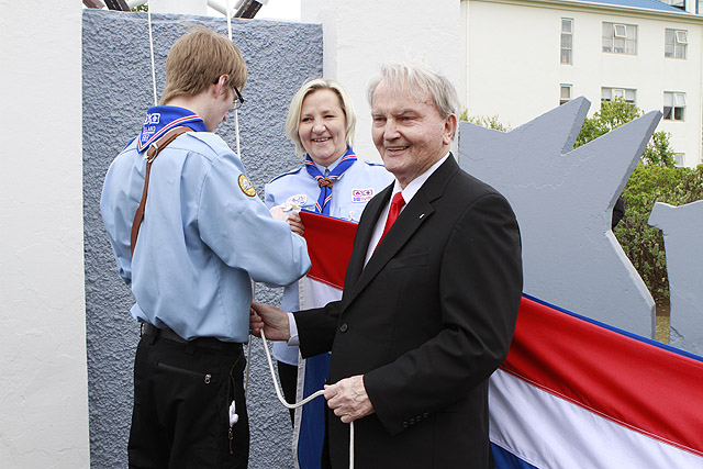 Svo bregðast krosstré sem önnur tré
