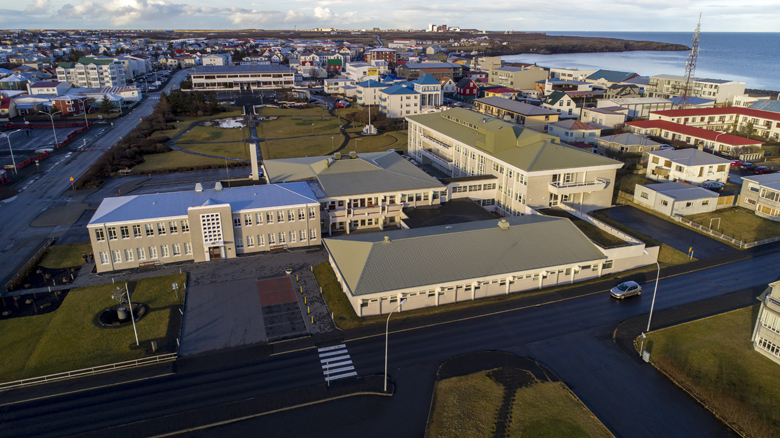 Vöntun á læknum erfiðasta viðfangsefnið