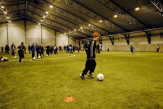 Grindvíkingar þurfa líka að skipta um gervigras