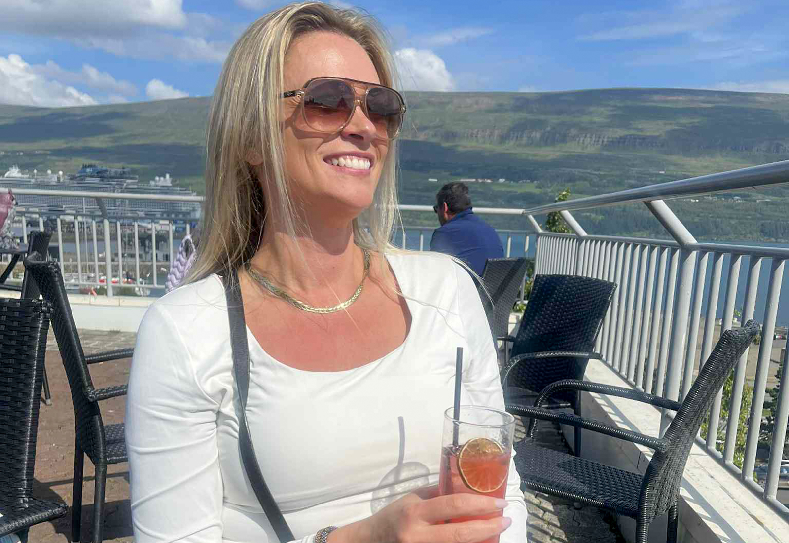 Aldrei verið  jafn mikið á  stuttermabol