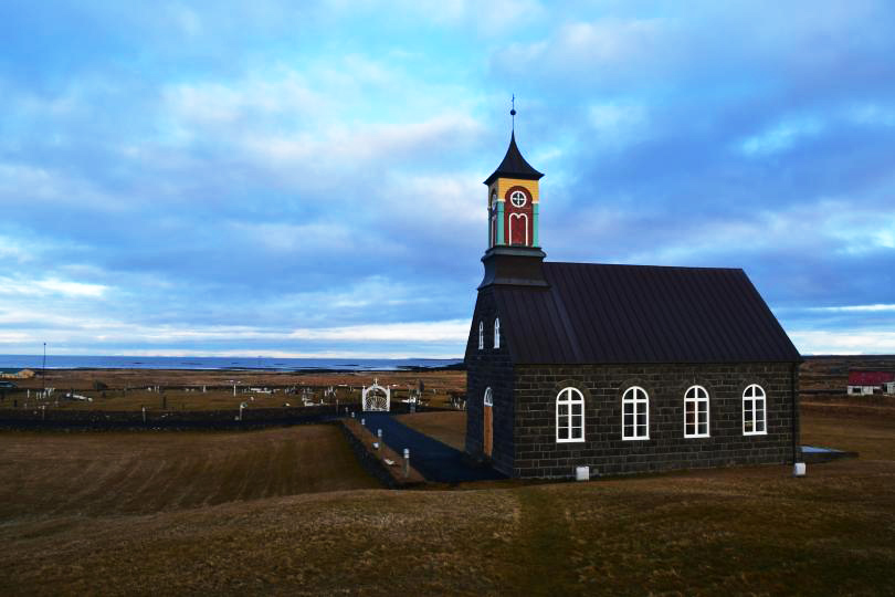 Hvalsneskirkja prýðir erlent dagblað