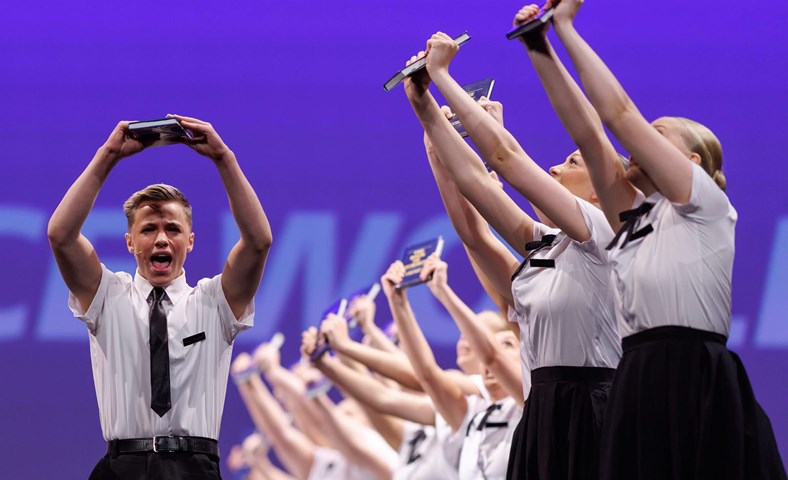 DansKompaní skrifar sögu á Dance World Cup – 13 gullverðlaun