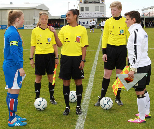 U-17 ára kvennalandsliðið leikur á Nettóvellinum í dag