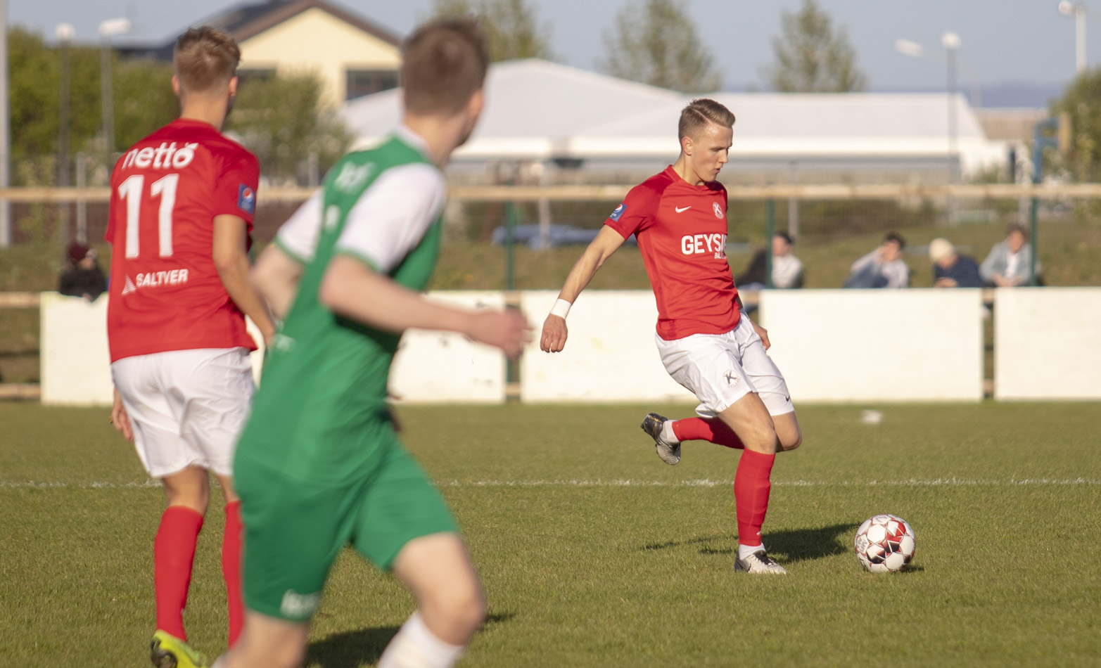 Ísak kvaddi Keflavík með marki og sigri