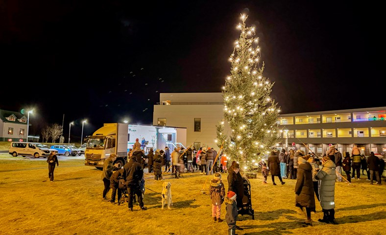 Jólaljósin tendruð í Suðurnesjabæ