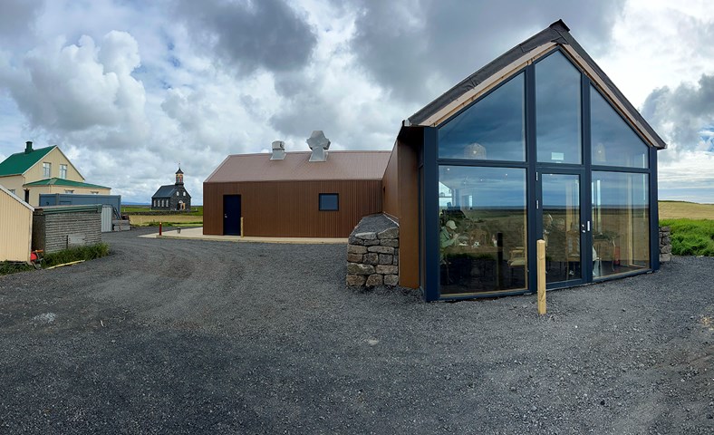 Ljóðaupplestur í Kaffi Golu næsta laugardag