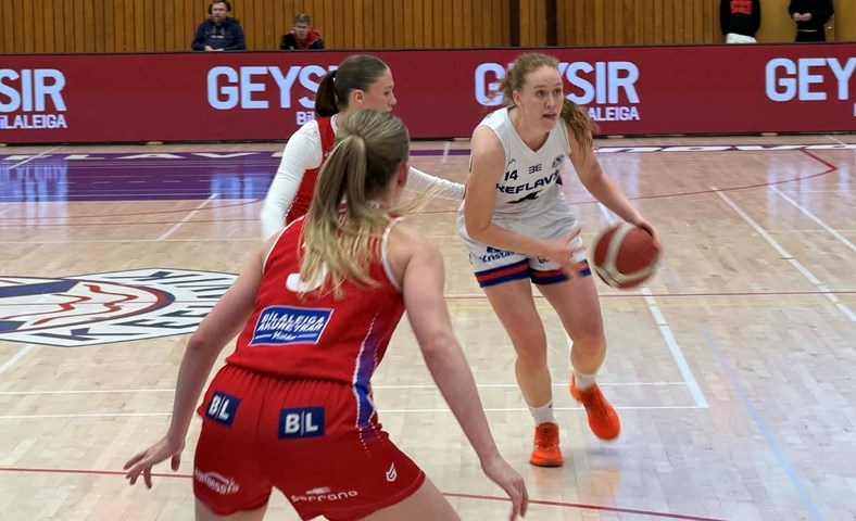 Stórleikur hjá Keflavík - rúlluðu yfir Hauka og jöfnðu 1-1