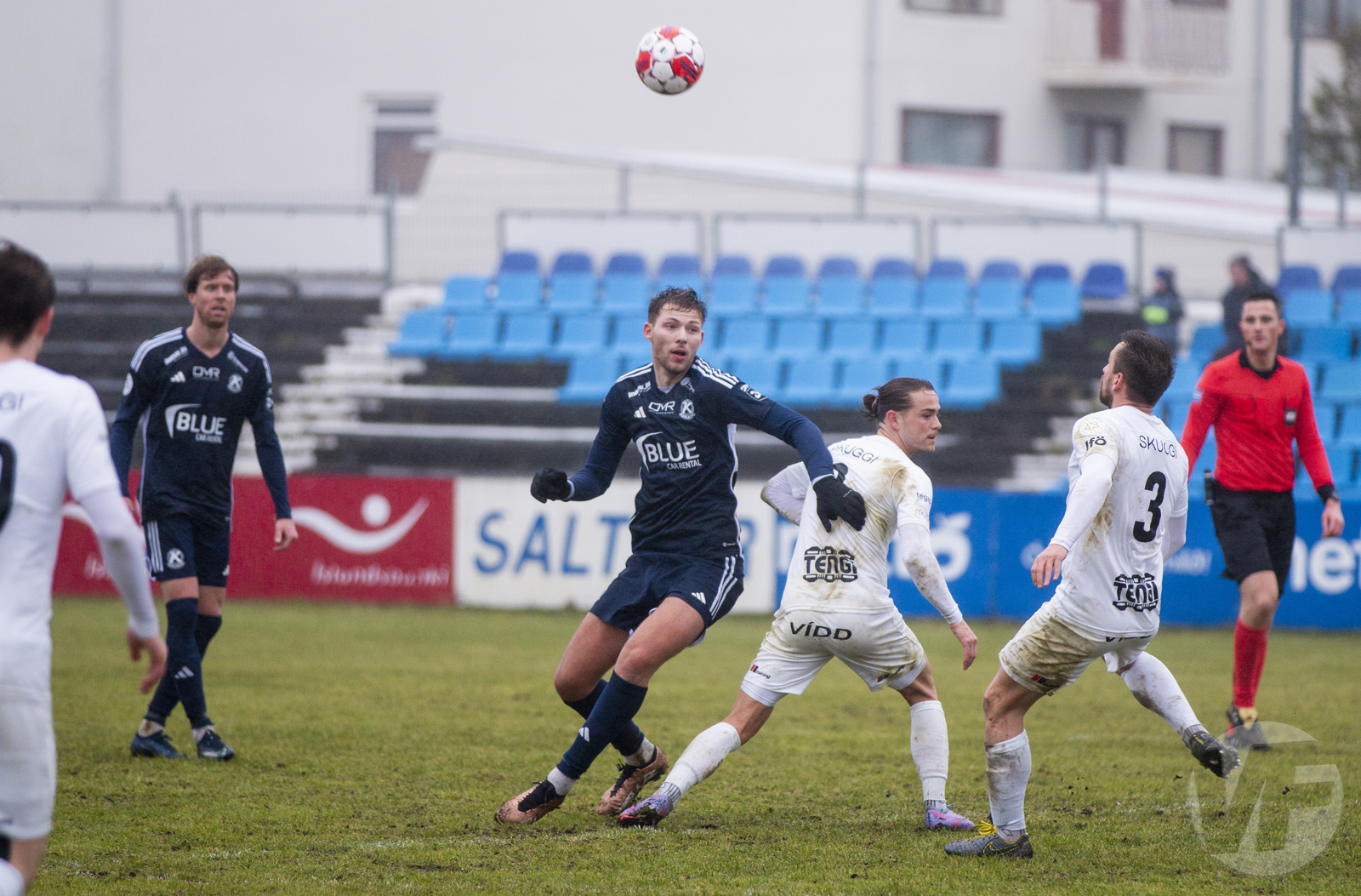 Suðurnesjaliðunum gengur misvel að fóta sig á knattspyrnuvöllunum