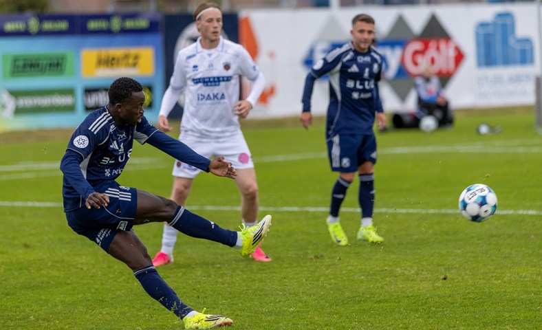 Tvö mörk dæmd af Keflavík í tapi gegn Blikum