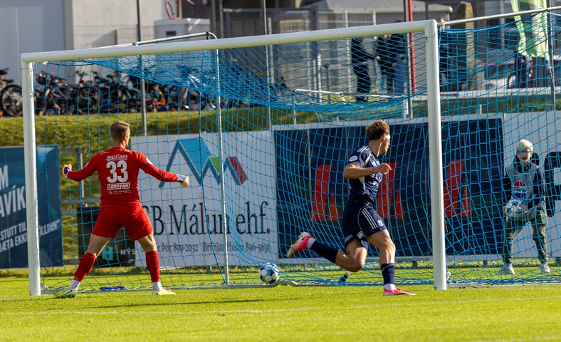 Keflavík náði í dýrmætan 1-0 sigur á ÍBV