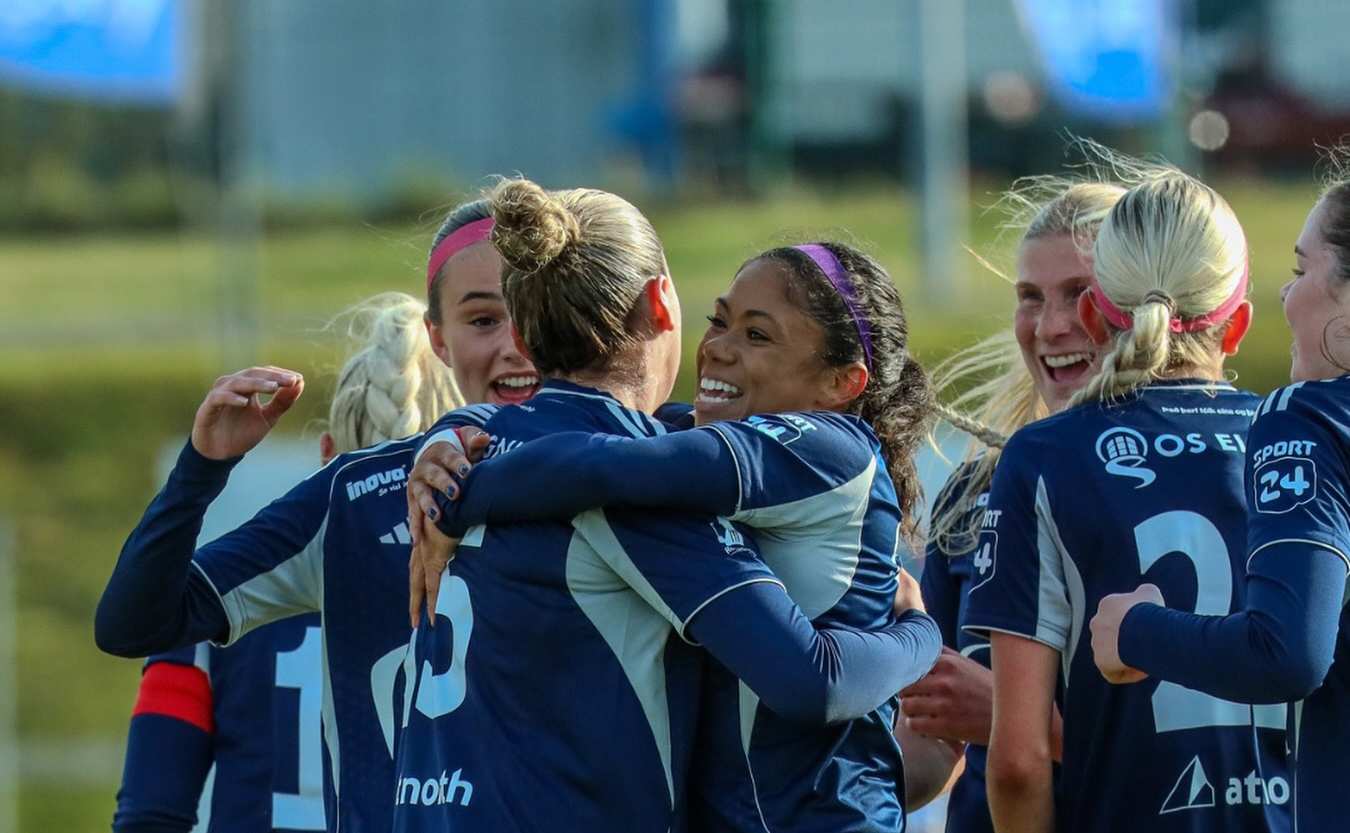 Keflavíkurkonur öruggar áfram í bikarnum eftir markaveislu