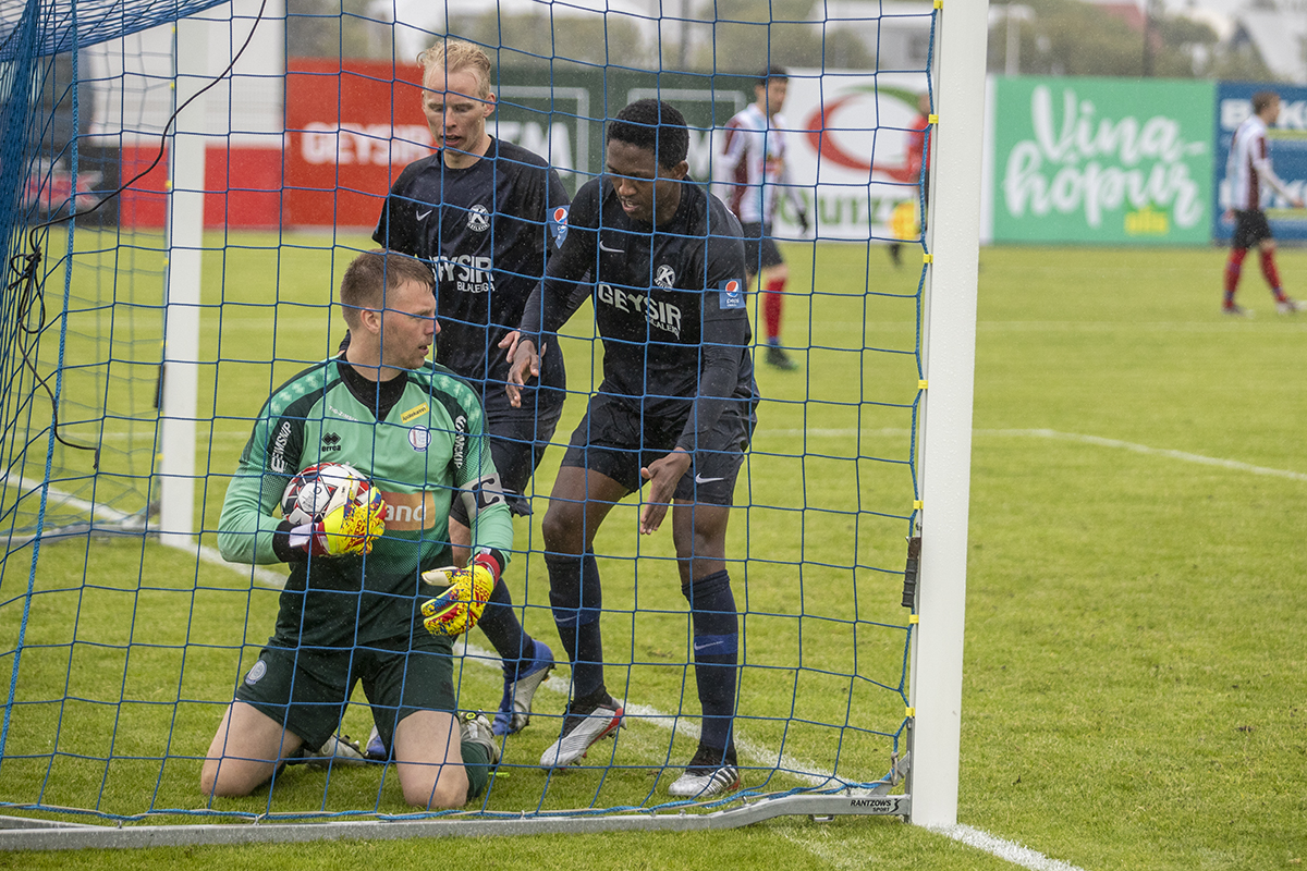 Keflvíkingar taka á móti Haukum - Suðurnesjaslagur í Garði