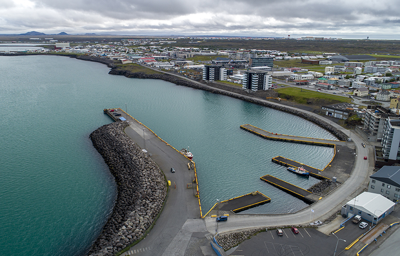 Flugið og höfnin eiga samleið